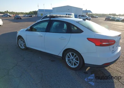 2016 Ford Focus Se z USA, uszkodzony, nr VIN 1FADP3F26GL304567
